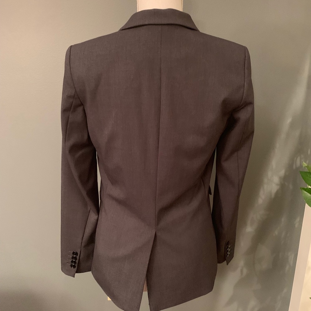 H&M Gray Blazer~Size 6 - Picture 5 of 6